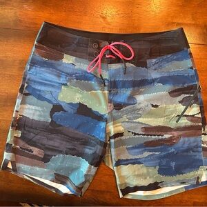 Lululemon Men’s Beach Shorts